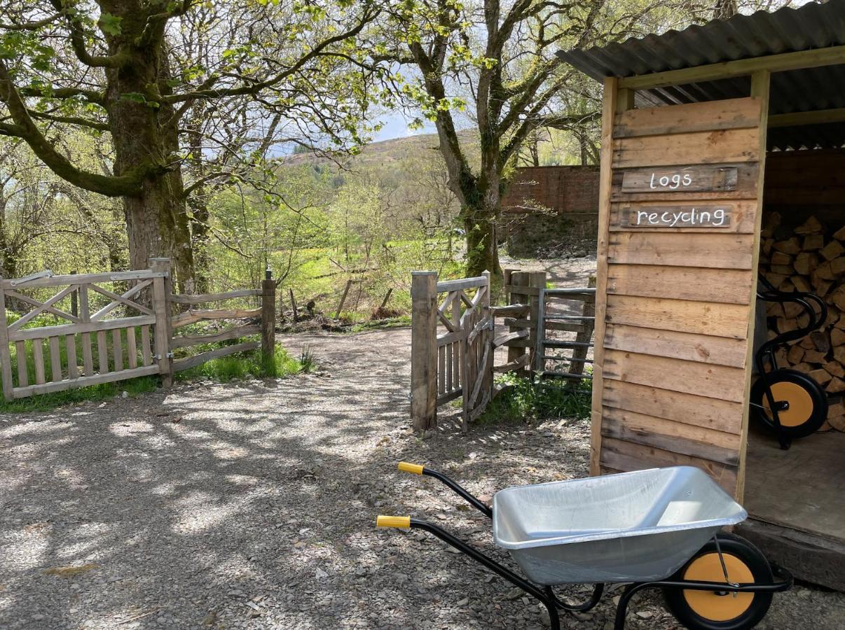 Willa Cosy Woodland Off Grid Shepherds Hut - Rowan Castle Douglas Zewnętrze zdjęcie